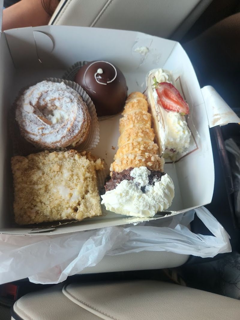 Celebrated Cakes Including Sacher Torte And Stollen