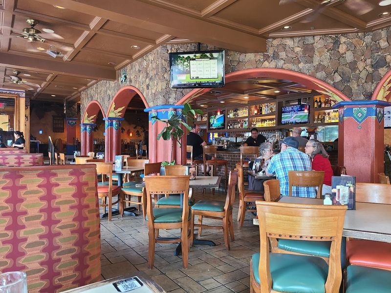 These 14 Mexican Restaurants Define Amazing Dining In Georgia - Decor Hint La Parrilla Mexican Restaurant, Alpharetta