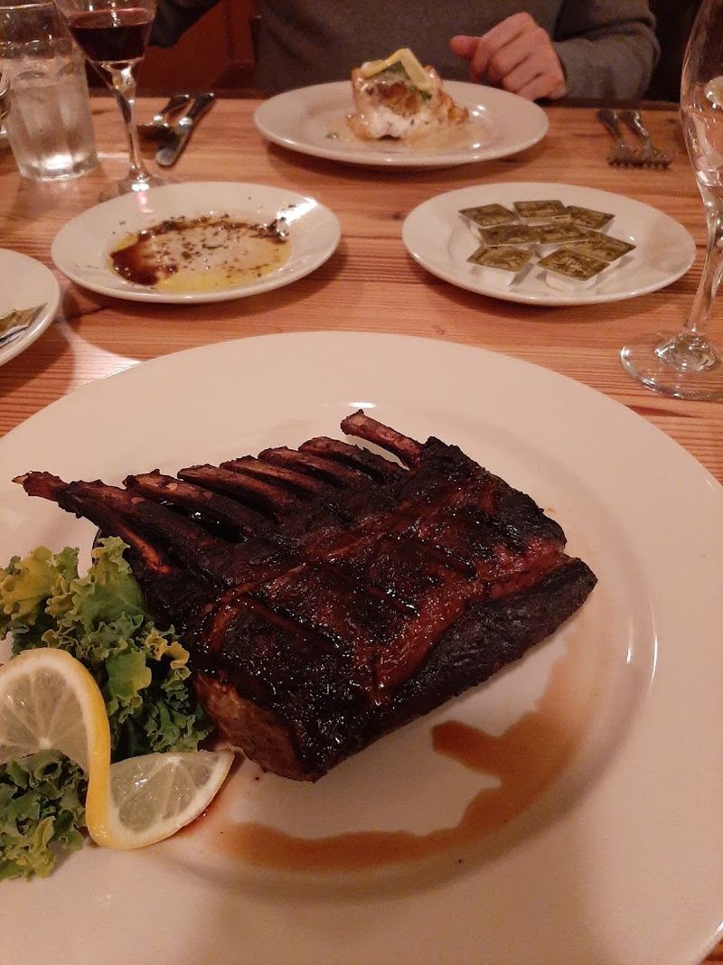 Private Party Facilities for Special Occasions