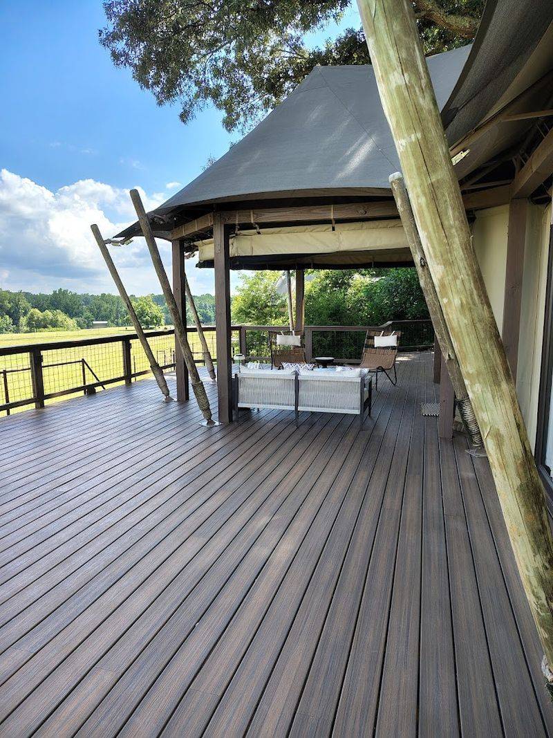 Luxury Overnight Safari Tents and Giraffe Suite