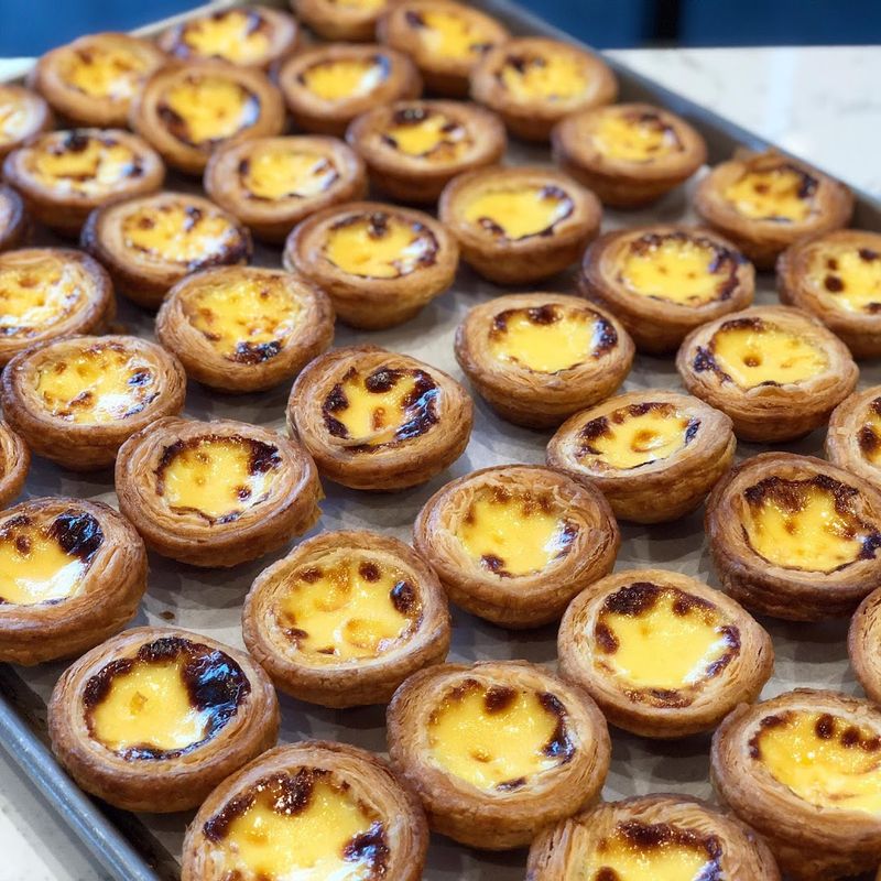 This California Bakehouse Turns Cookies Into Pure Magic - Decor Hint Everything Is Made Fresh From Scratch