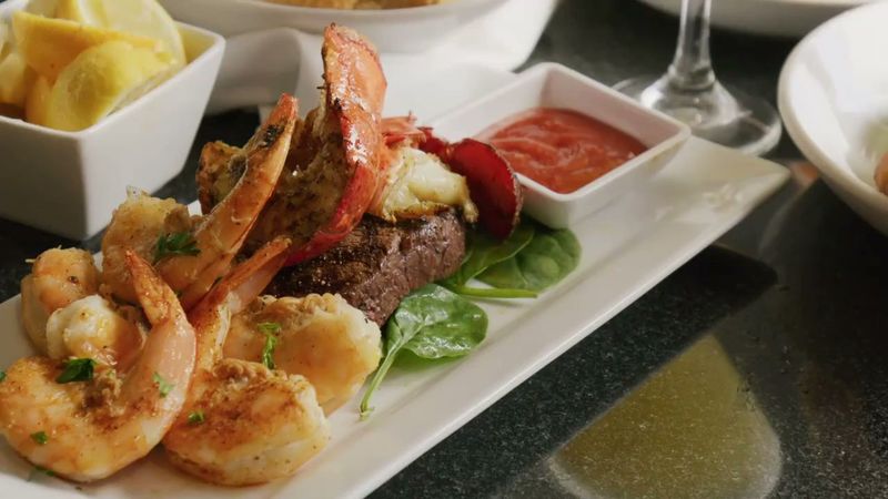 This Low-Key Georgia Restaurant Is Known For Wings That Keep People Coming Back - Decor Hint Family-Friendly Enough for Any Occasion