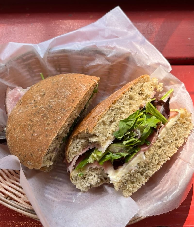 Locally Sourced Ingredients Supporting Georgia Communities