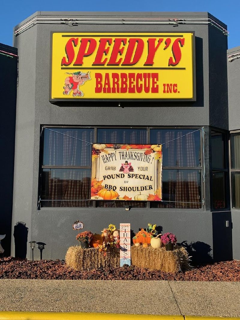 North Carolina Has Legendary BBQ Joints And Once You Try Them You Will Understand The Obsession - Decor Hint Speedy's Barbecue (Lexington)