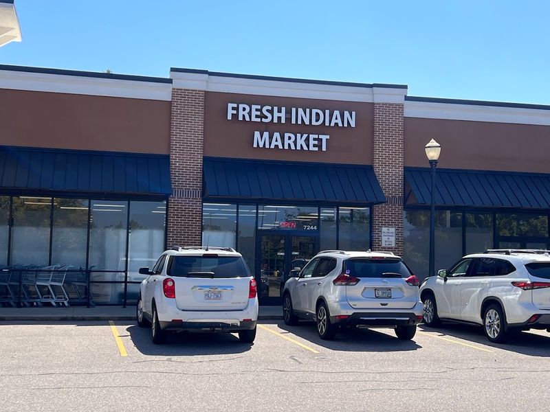 Fresh Indian Market, Holly Springs