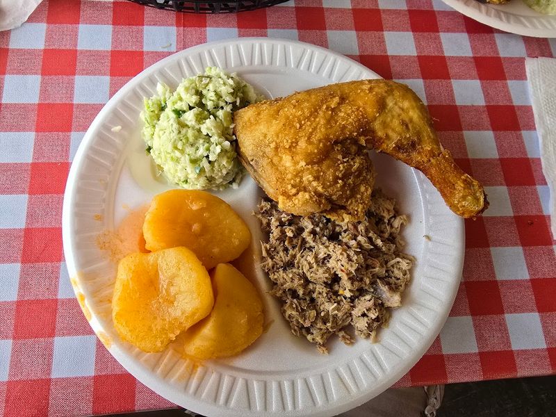 North Carolina Cafeterias And Comfort Spots That Make Sunday Lunch Feel Less Like A Meal And More Like A Memory - Decor Hint Stephenson's Bar-B-Q