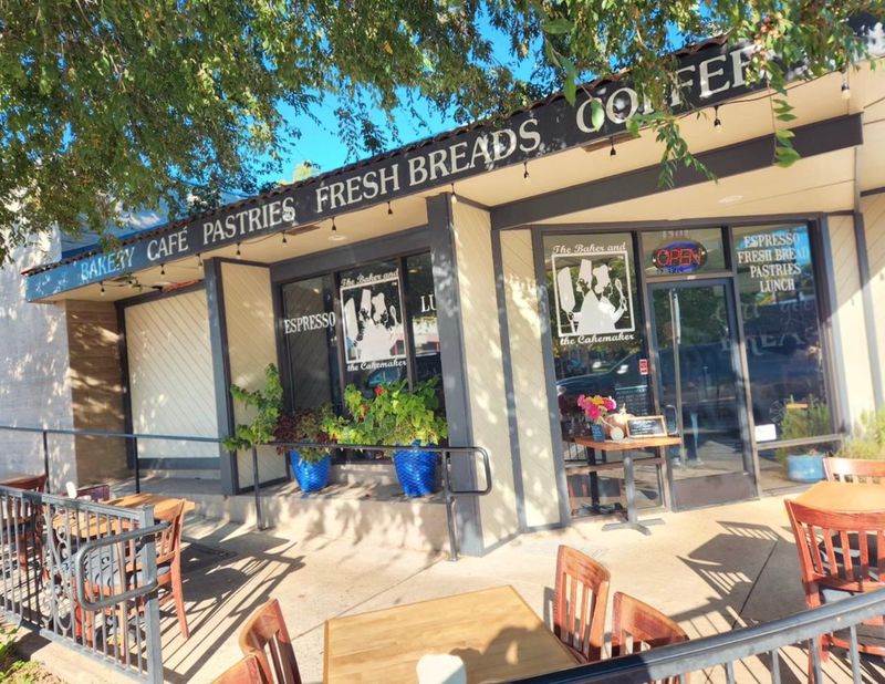 The Baker And The Cakemaker, Auburn