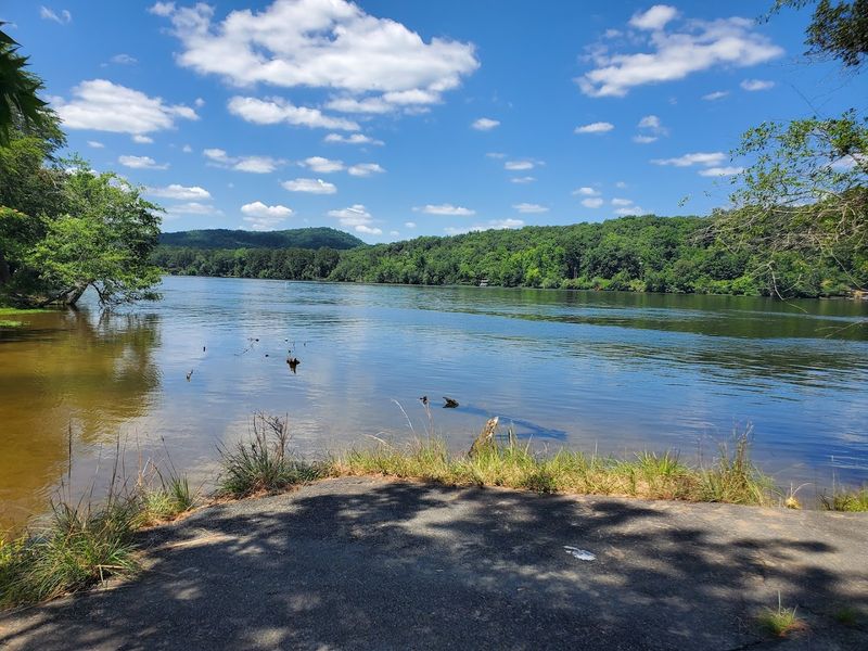 Morrow Mountain State Park (Albemarle)