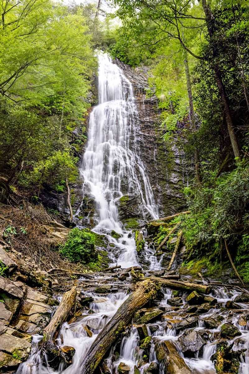 Mingo Falls, Cherokee