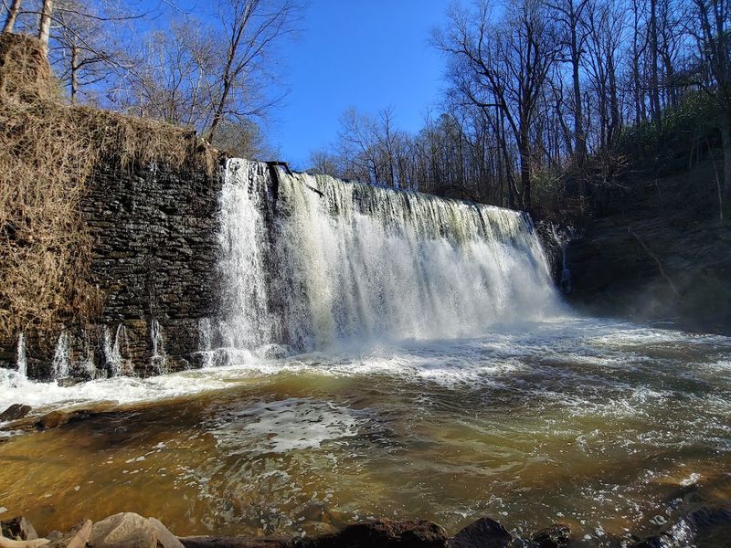Vickery Creek Falls and the Scenic Dam View