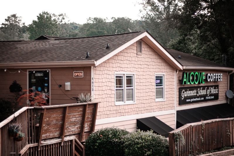 Convenient Operating Hours for Weekdays and Weekends