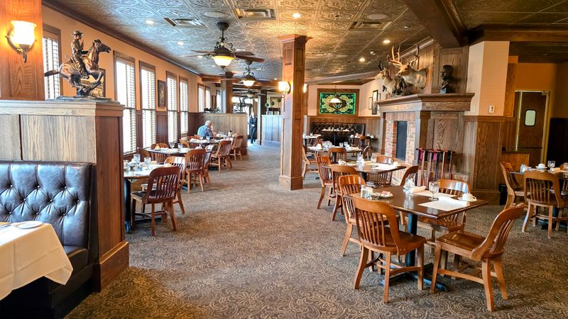 14 North Dakota Restaurants Worth Every Mile Of The Winter Drive - Decor Hint Theodore's Dining Room, Medora
