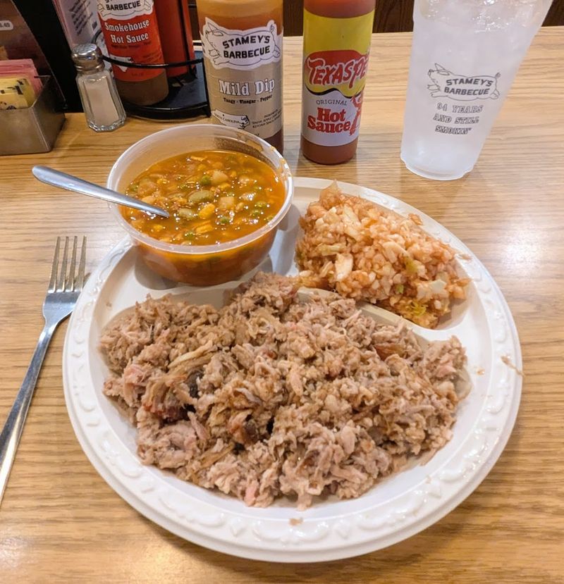 10 Lexington-Style BBQ Plates In North Carolina That Define The Tradition - Decor Hint Stamey's Barbecue