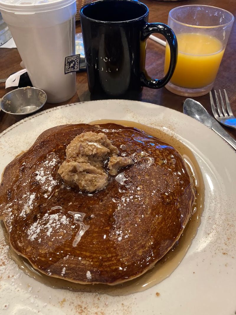 This Log Cabin Restaurant In Blairsville, Georgia Serves Incredibly Flaky Biscuits And A Legendary Sausage Gravy - Decor Hint Sweet Potato Pancakes