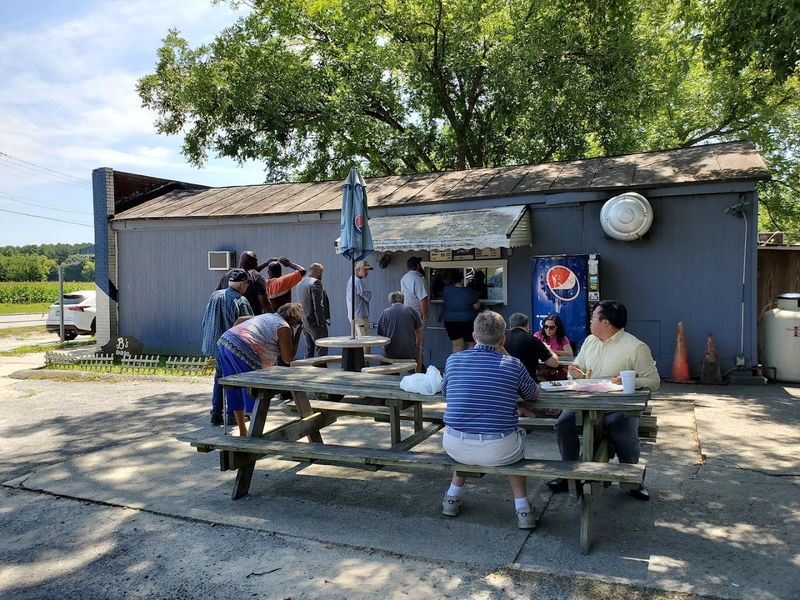 B's Barbecue, Greenville