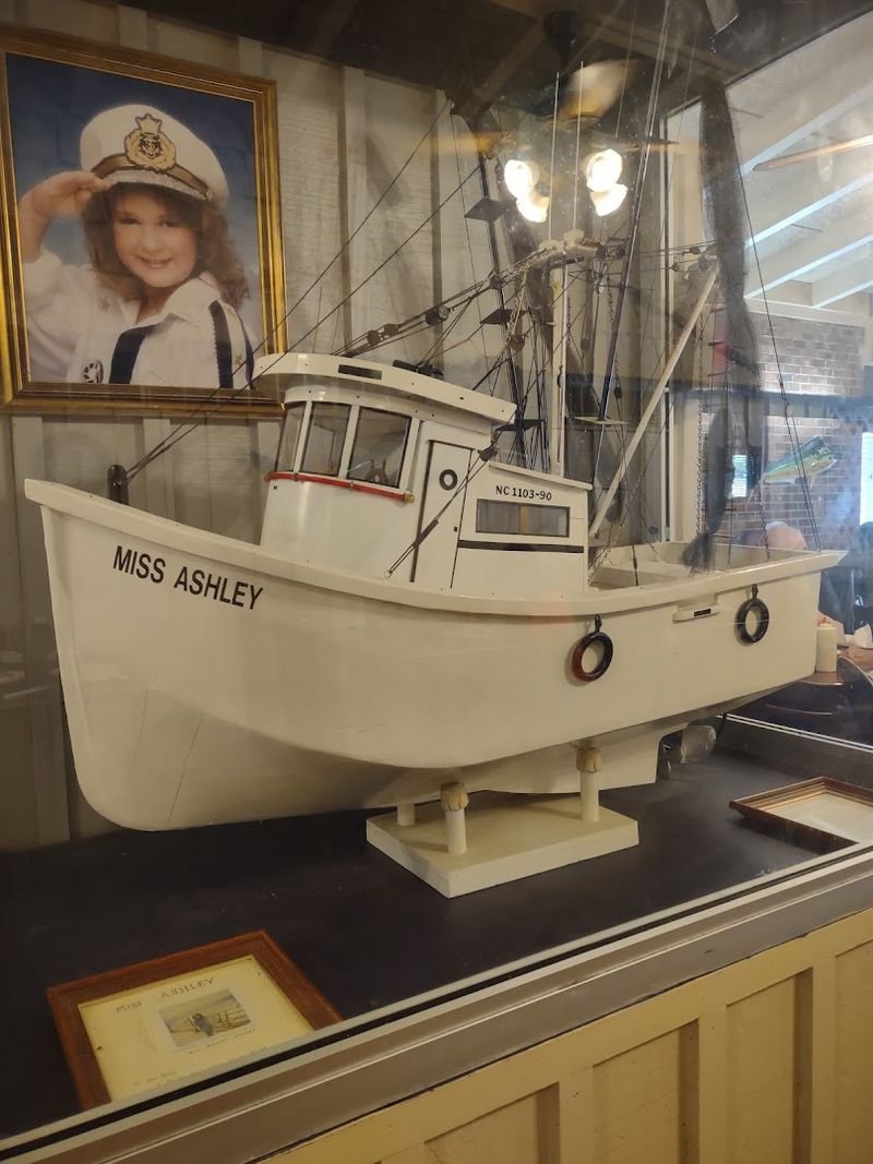 Generous Seafood Plates Keep Locals Returning