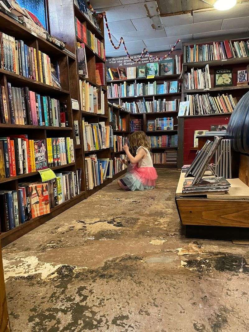 Staff Who Actually Know Their Books