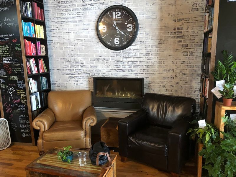 Camden's Library Coffee House, Mars Hill