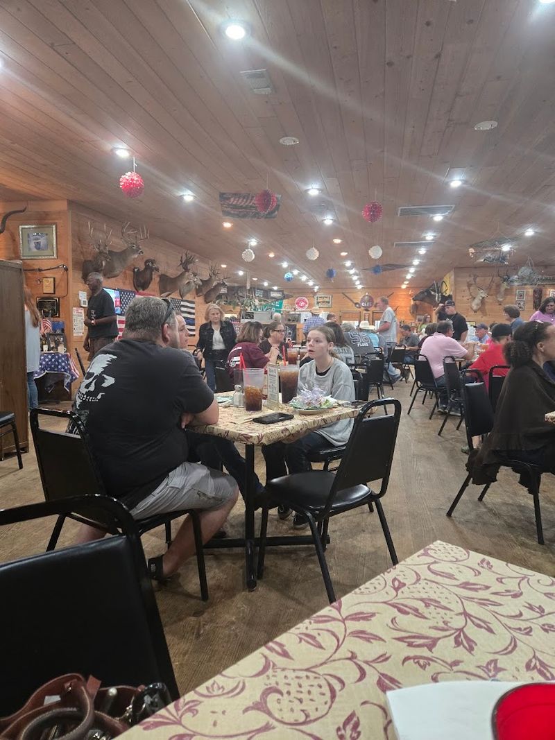 Friendly Service That Makes Guests Feel Valued