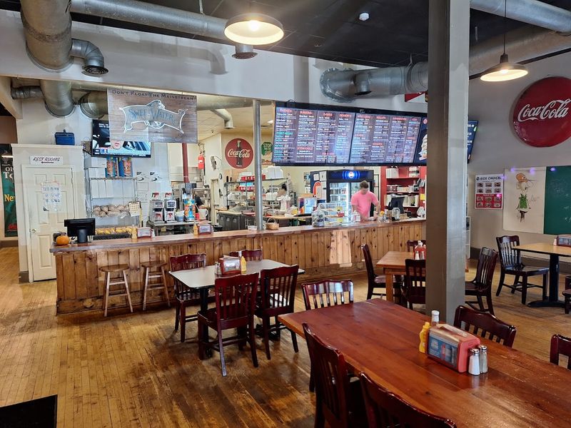 The Redneck Gourmet – Newnan, GA