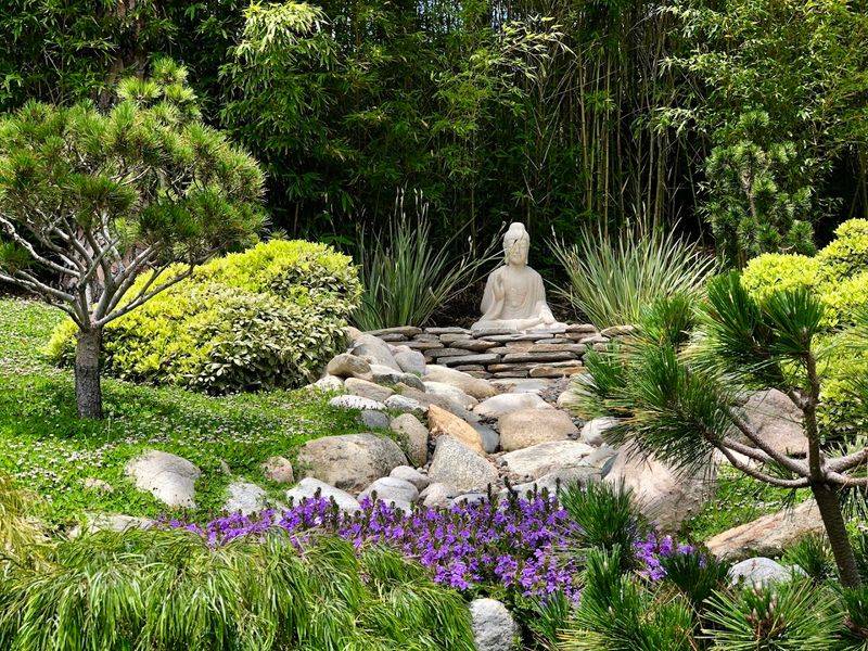 Open To Visitors Of All Faiths And Backgrounds