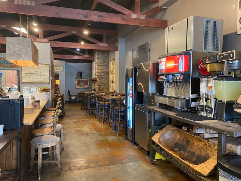 Doug's Deli Downtown – Rome