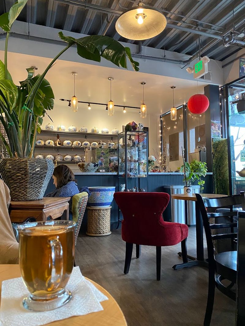 Sophie's Cuppa Tea, Oakland
