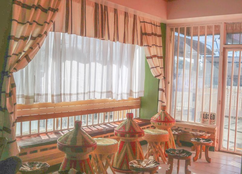 Emma Habesha Restaurant, Inglewood