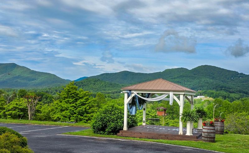 The Paris Pavilion — Mountain Views for Special Events