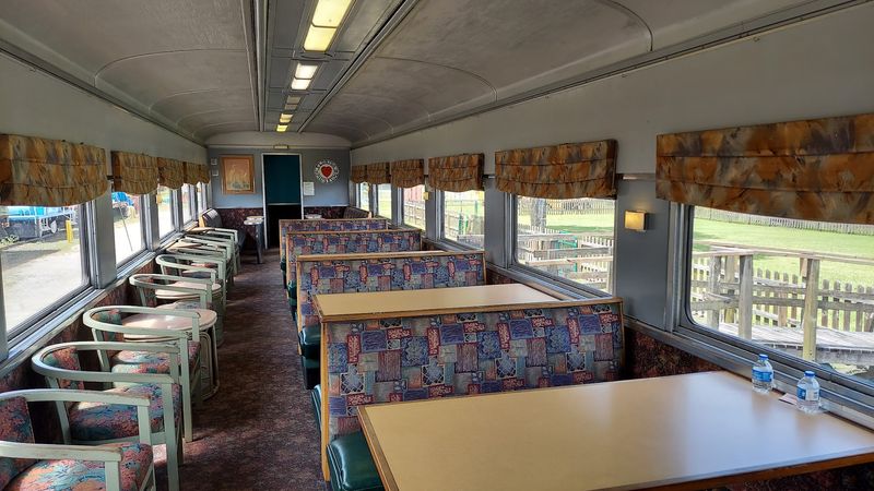 This Slow Train Ride In Florida Might Be The Most Relaxing Way To See The State - Decor Hint The Experience Stays With You After