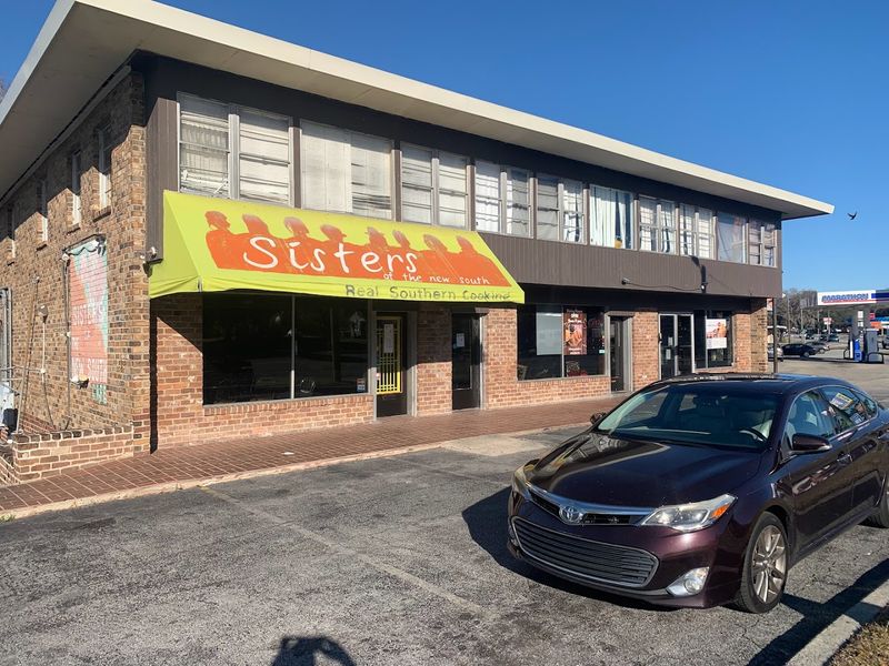 Sisters of the New South, Savannah