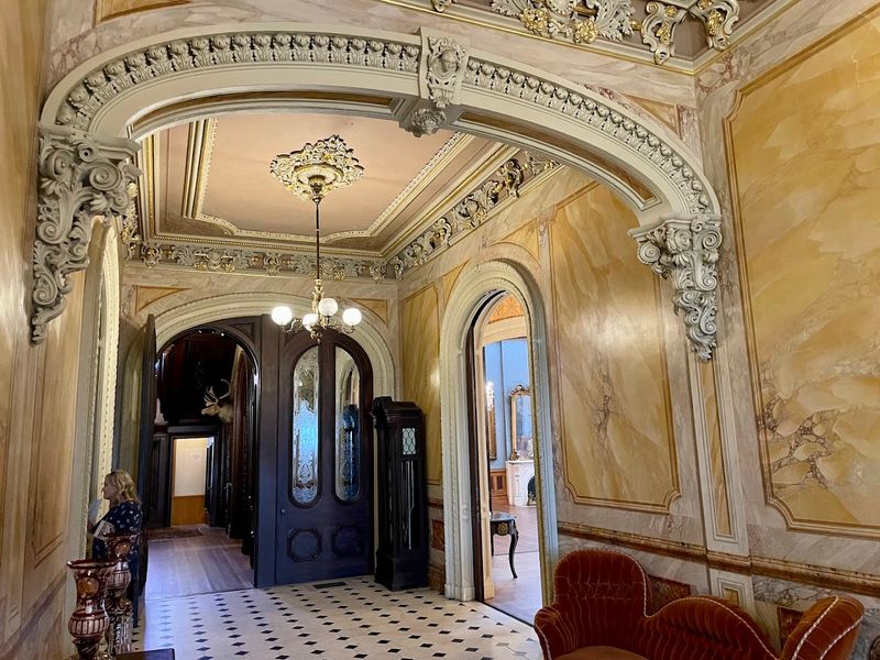 There's A Very Good Reason This Georgia Estate Is Known As The Palace Of The South - Decor Hint Innovative Technology That Was Way Ahead of Its Time