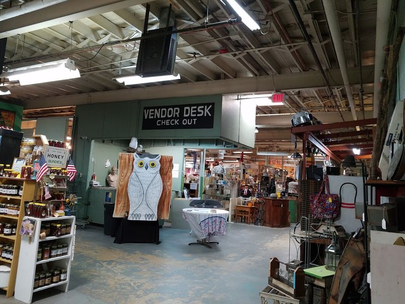 White Owl Antique Mall, Mount Pleasant