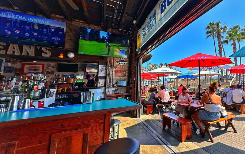 Big Dean's Ocean Front Café, Santa Monica