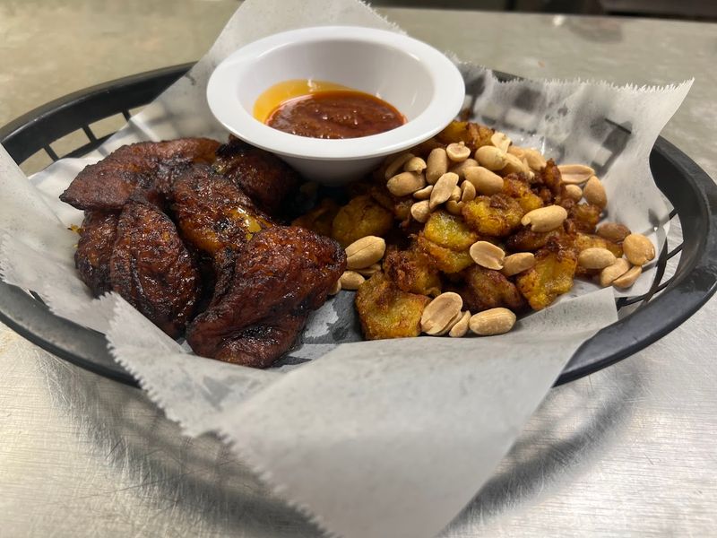 11 Denver, Colorado Hole-In-The-Wall Spots Locals Quietly Love - Decor Hint African Grill & Bar