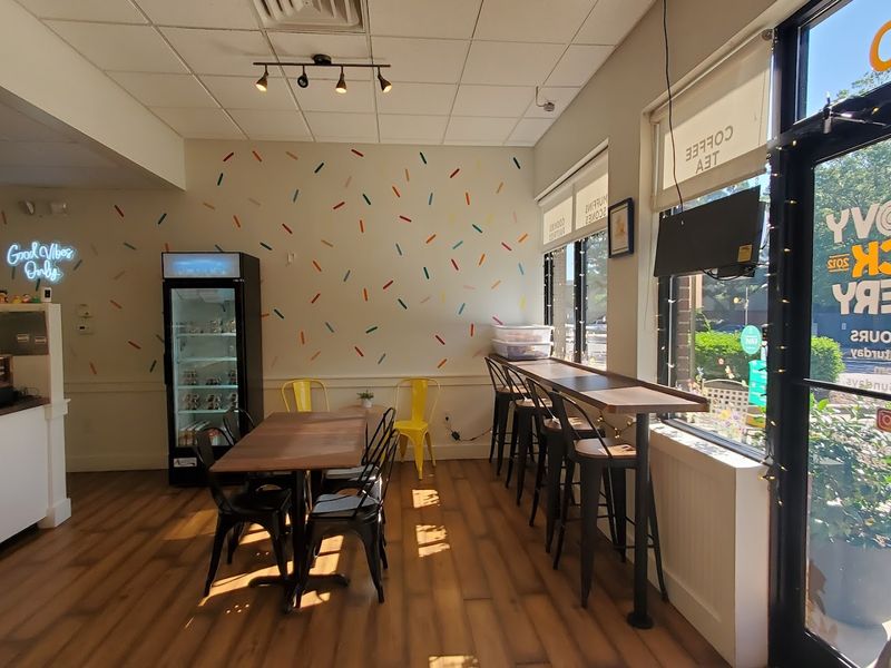 Groovy Duck Bakery, Raleigh