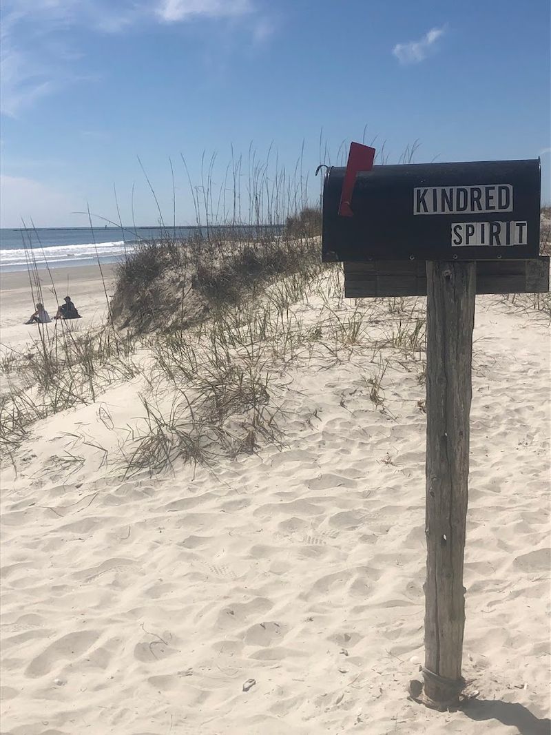 Kindred Spirit Mailbox