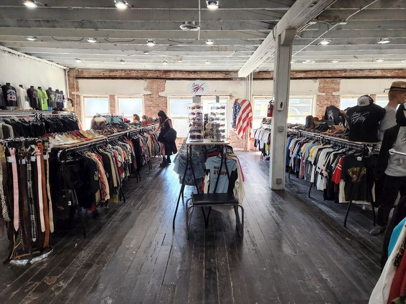 Y2K Fashion Is The Real Draw Here