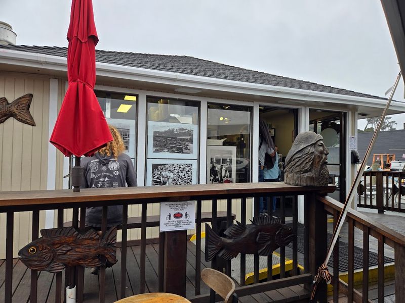 A Dog-Friendly Spot On The Harbor