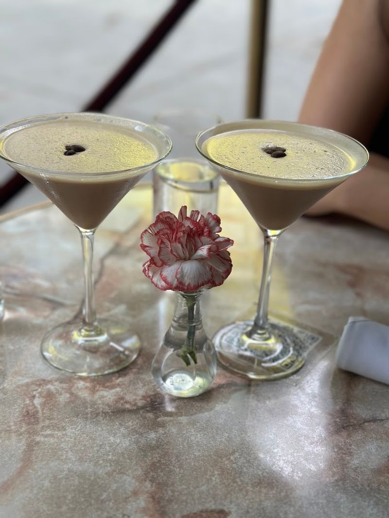 Full Bar Service to Complement the Menu