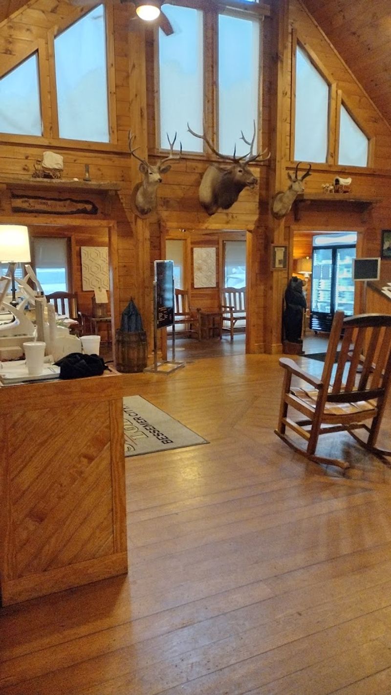 Surf & Turf Lodge