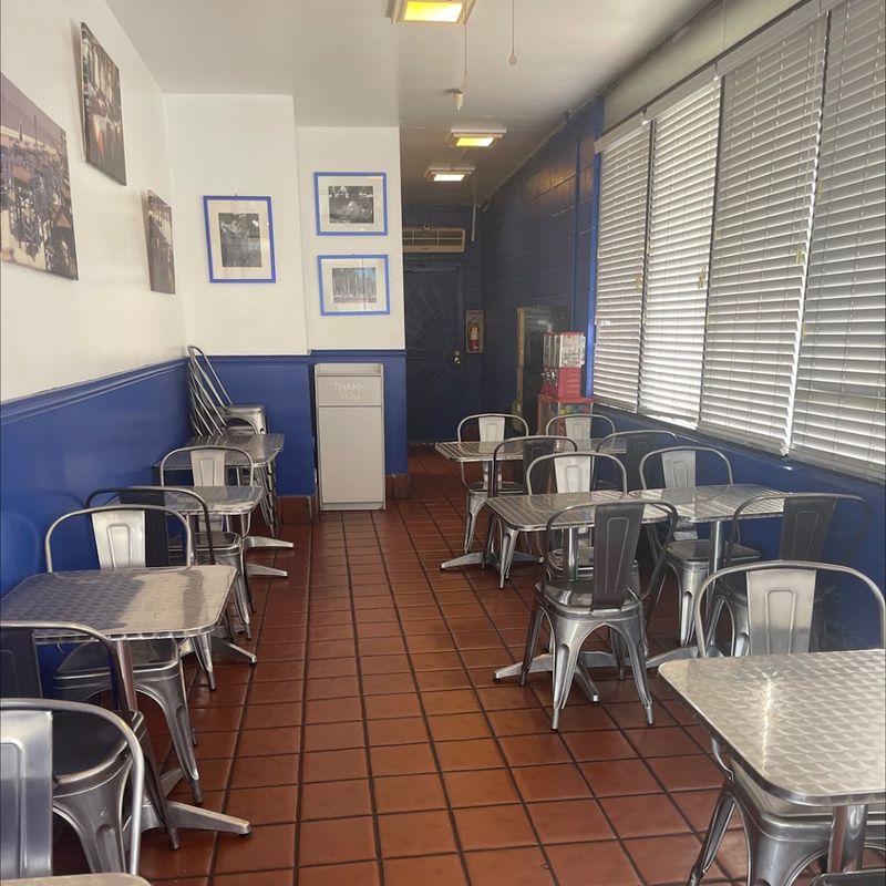 Athena's Grill, Reseda