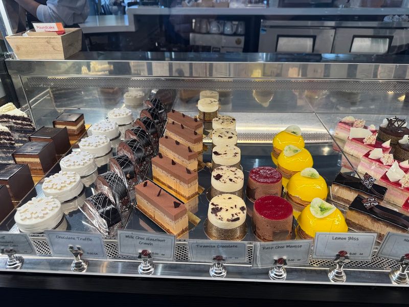 This Georgia Spot Is Making Croissants So Good, They Compete With Europe - Decor Hint Desserts That Deserve Their Own Dedicated Visit