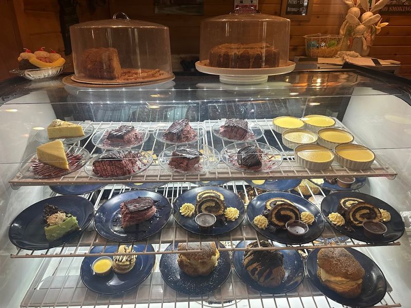 This Remote Ohio Steakhouse Is Miles From Anywhere But Serves Incredible Steaks - Decor Hint Homemade Desserts And Sweets