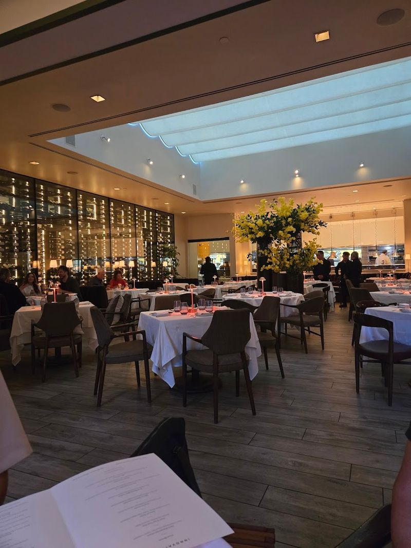 California's Most Scenic Restaurants For A Memorable Easter Sunday - Decor Hint Spago, Beverly Hills