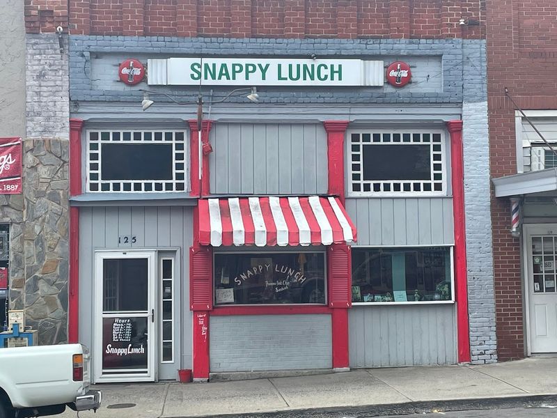 Snappy Lunch, Mount Airy