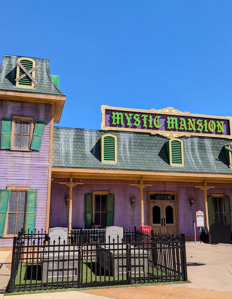These Buildings In Alabama Look Completely Impossible And Yet Here They Are - Decor Hint Mystic Mansion