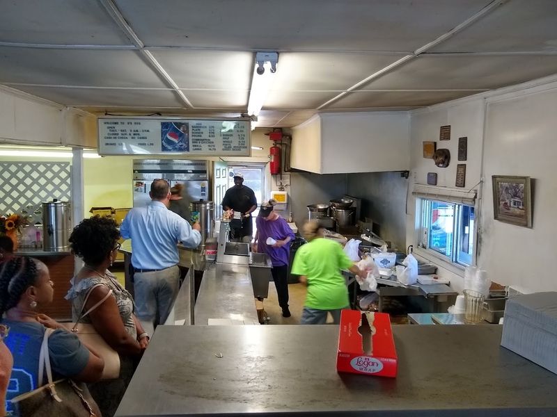 B's Barbecue, Greenville