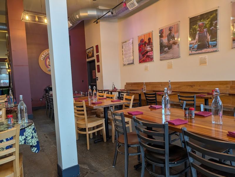 Cafe Colucci, Oakland