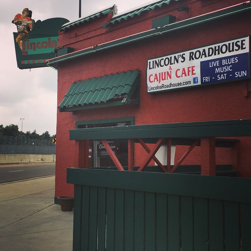 11 Denver, Colorado Hole-In-The-Wall Spots Locals Quietly Love - Decor Hint Lincoln's Roadhouse